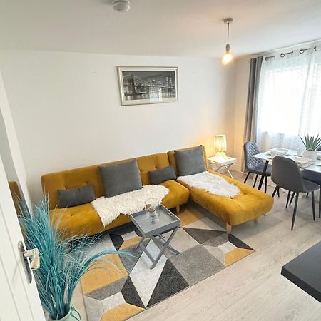 Апартаменты Cosy Modern Flat With Garden Бирмингем Экстерьер фото